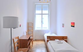 Erdbergstrasse I by EasyB&B